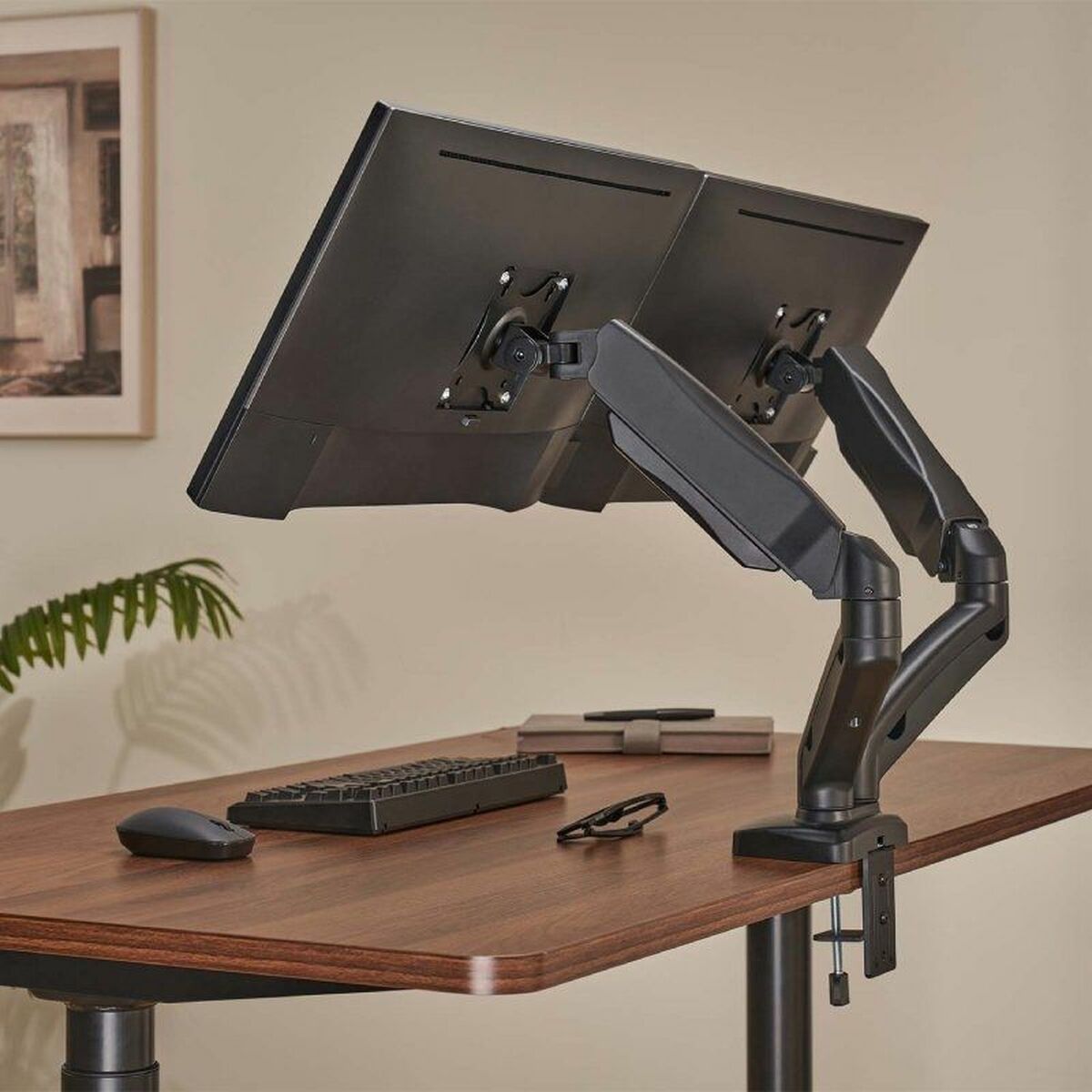 Aisens monitor mount