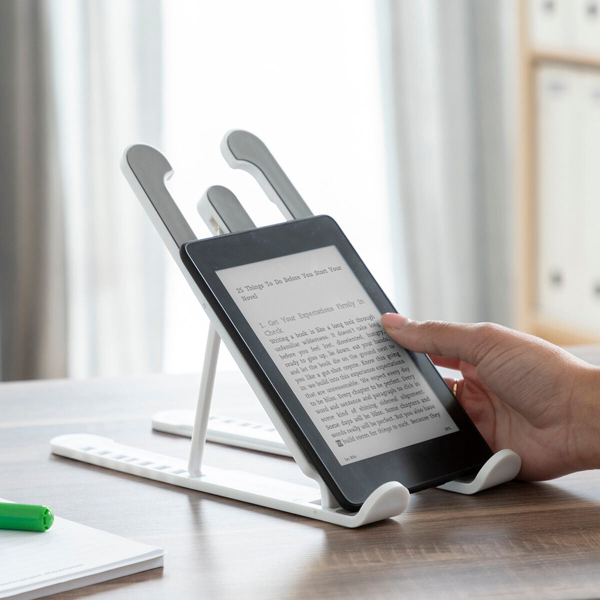 Laptop / Tablet Stand Flappot