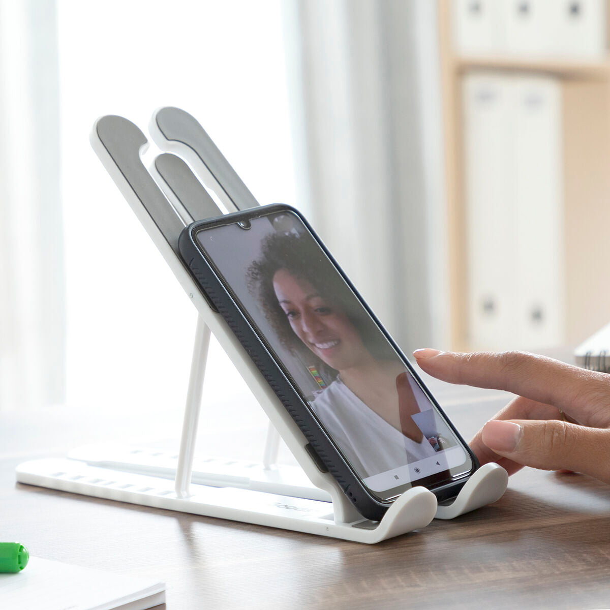 Laptop / Tablet Stand Flappot